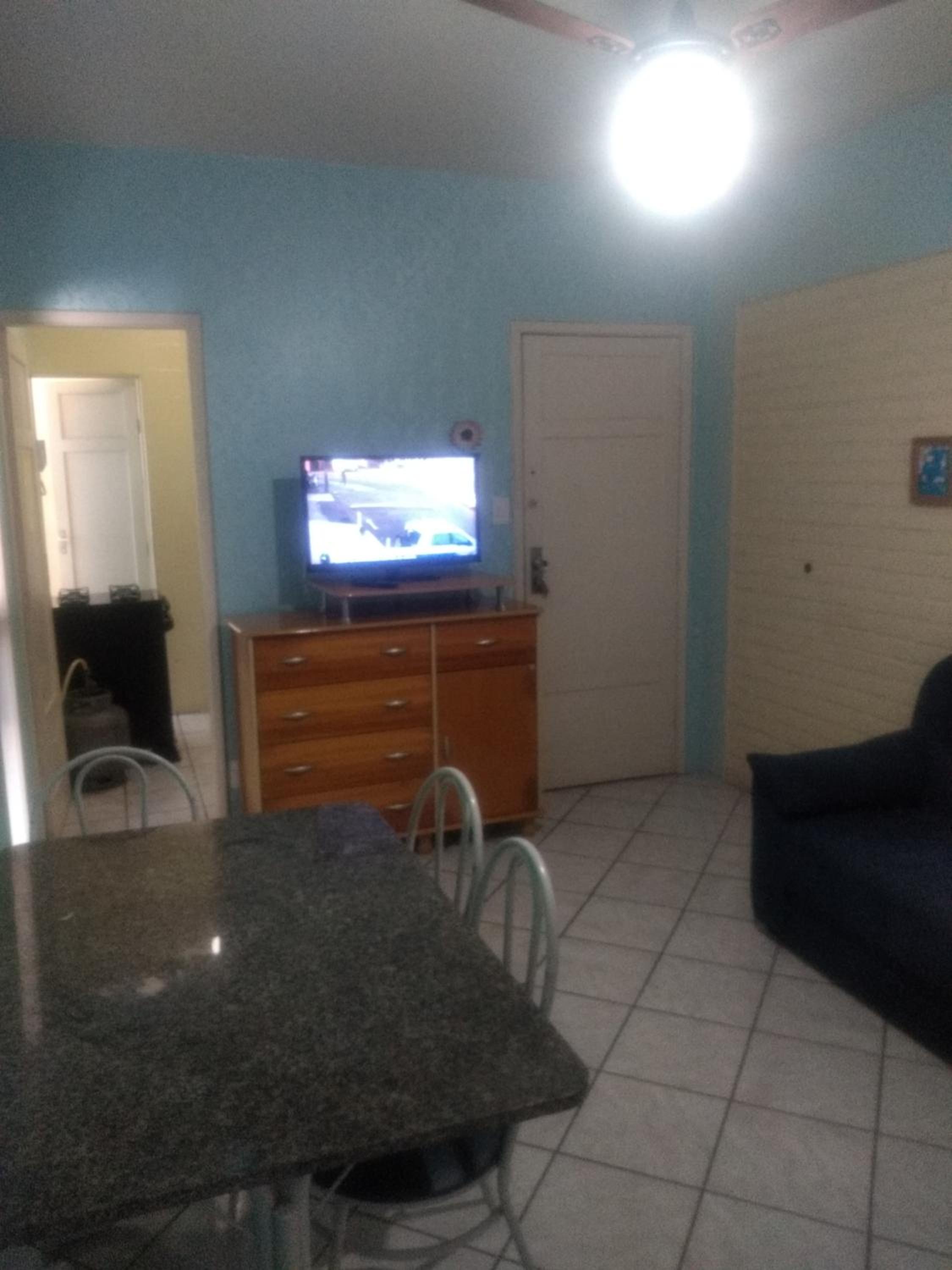 APARTAMENTO A 300 METROS DA PRAIA DO FORTE