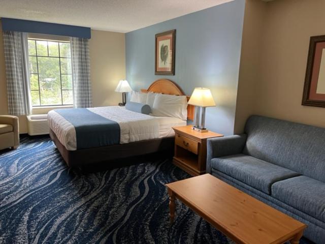 Milledgeville Vacations - The Lodge on Lake Oconee - Property Image 3