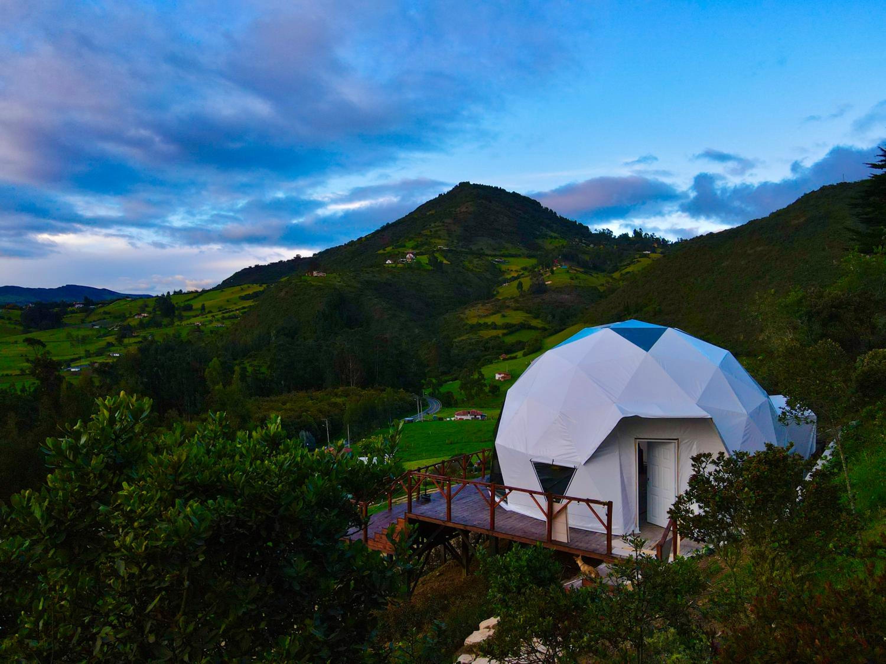 Golden Glamping & Suites view 4