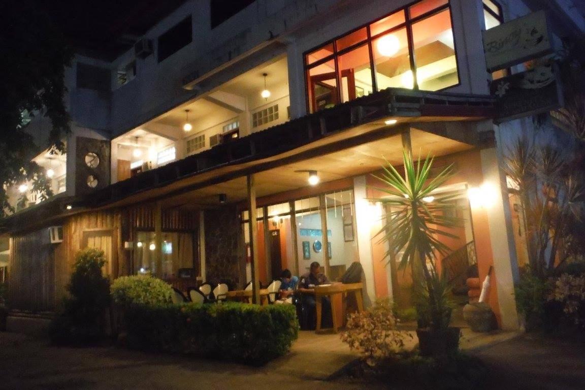 Antonio's Pension House, 디폴로그 - 14