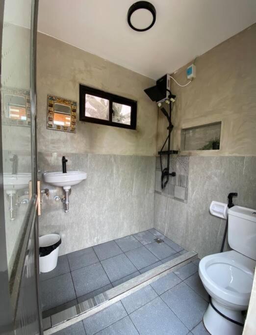 Casita Blanca Jala-Jala - Tiny House & Farm Stay view 4