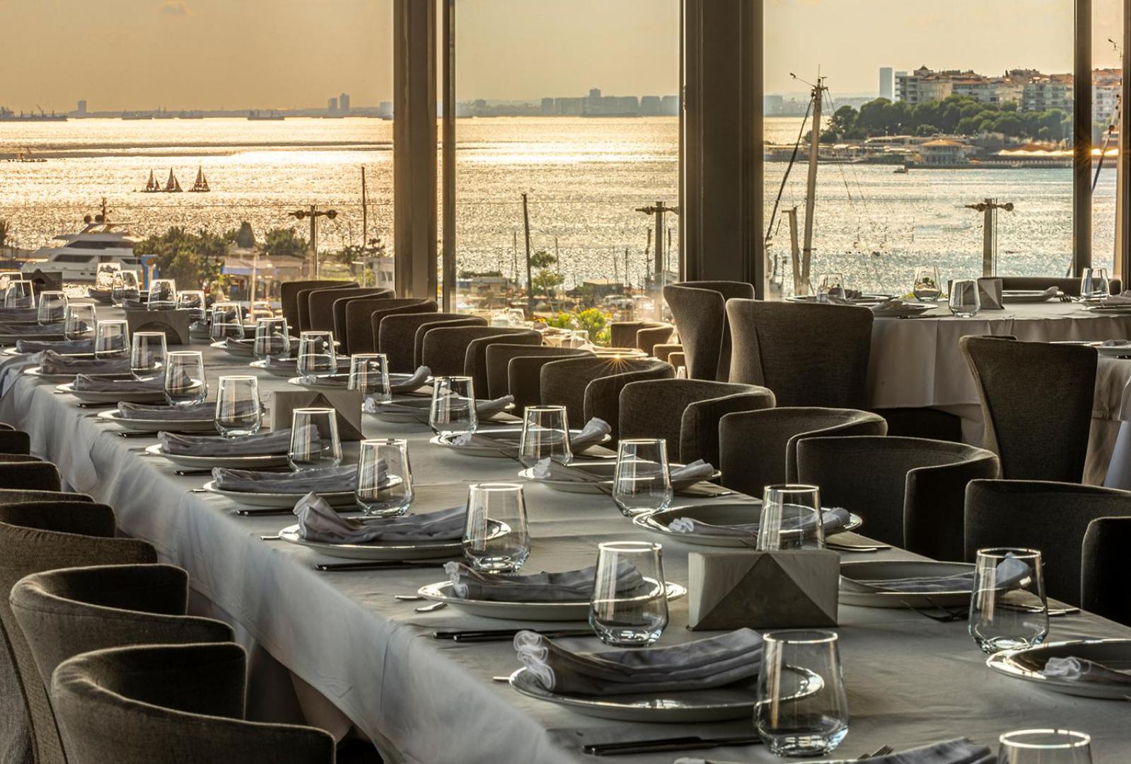 Wyndham Grand Istanbul Kalamış Marina Hotel - Image 60