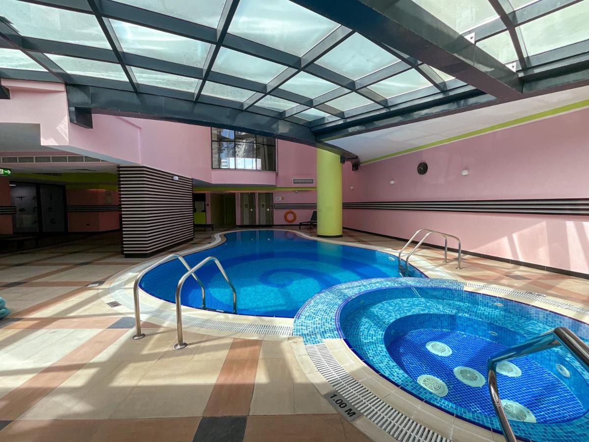 HiGuests - Modern Apt in Dubai Marina With Pool and Gym