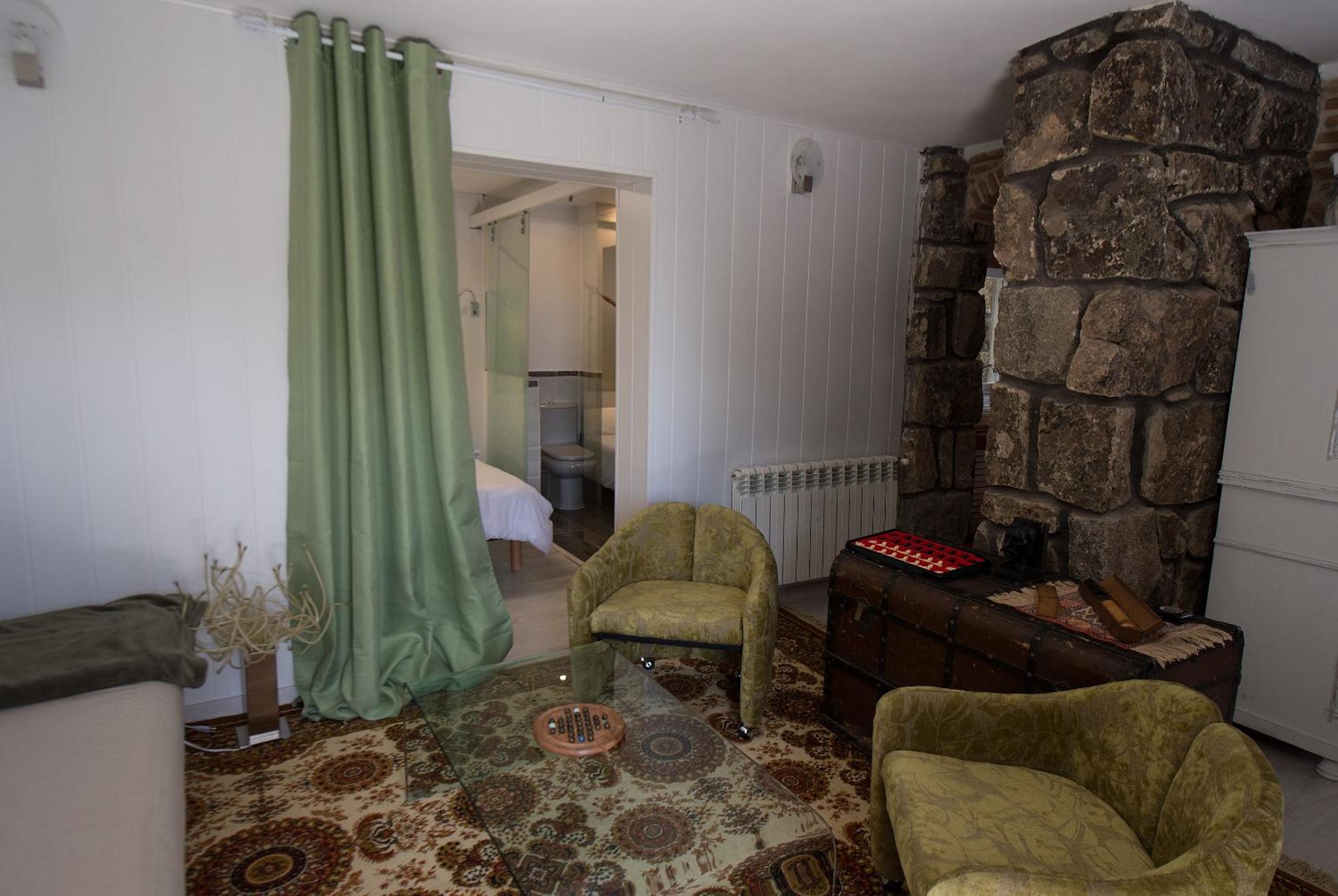 For You Rentals CHALET SIERRA GUADARRAMA - LA PONDEROSA PON351