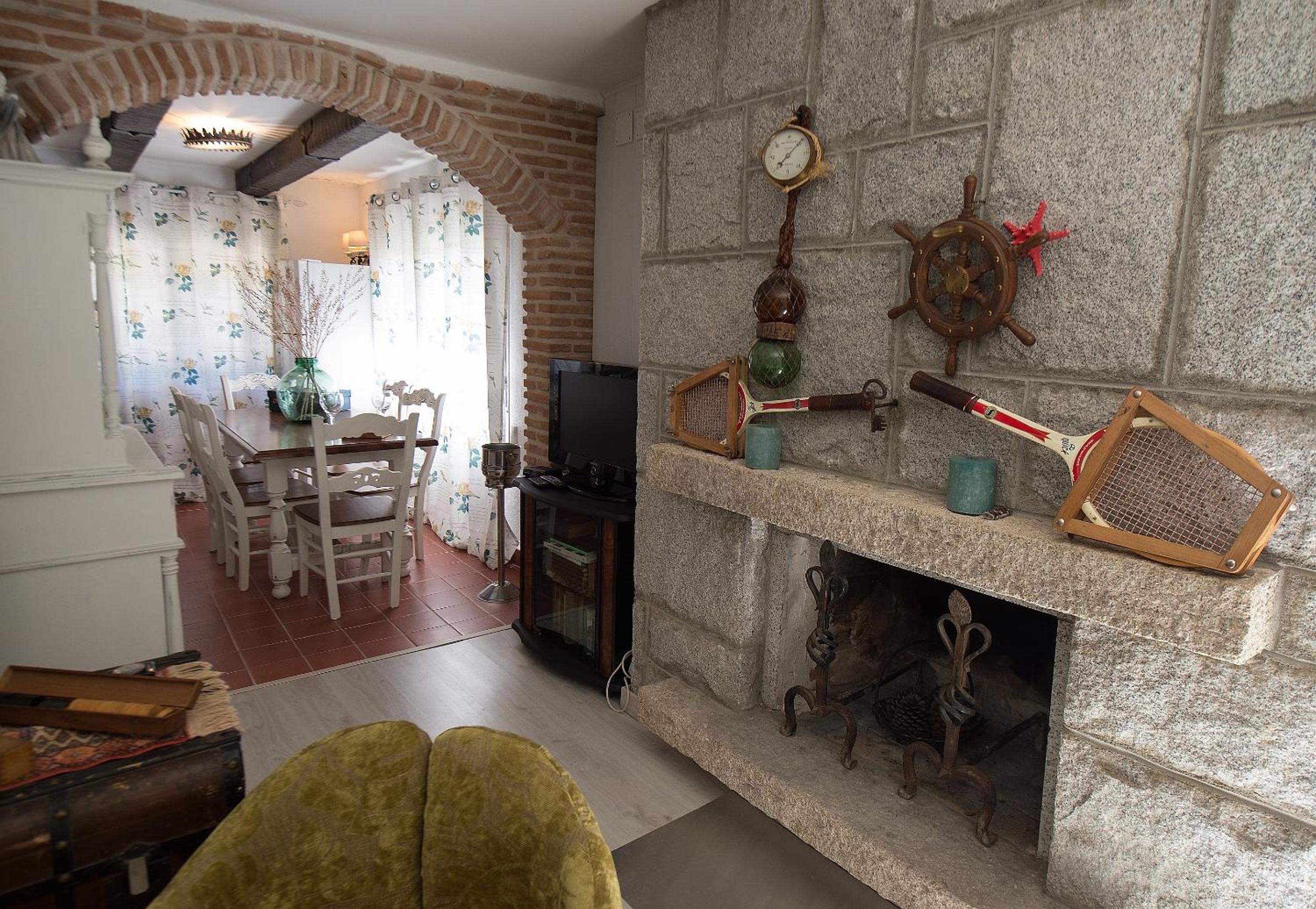 For You Rentals CHALET SIERRA GUADARRAMA - LA PONDEROSA PON351