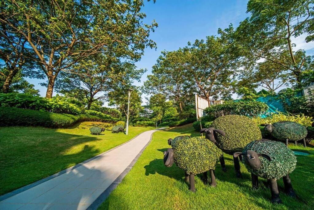 Central Park Tampoi studio by Luxecocoo CK