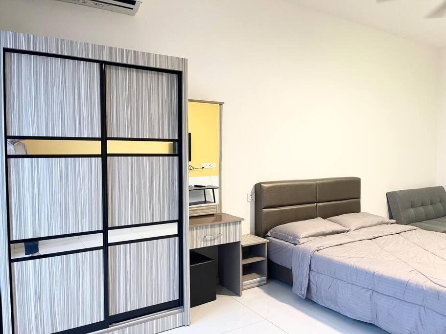 Central Park Tampoi studio by Luxecocoo CK