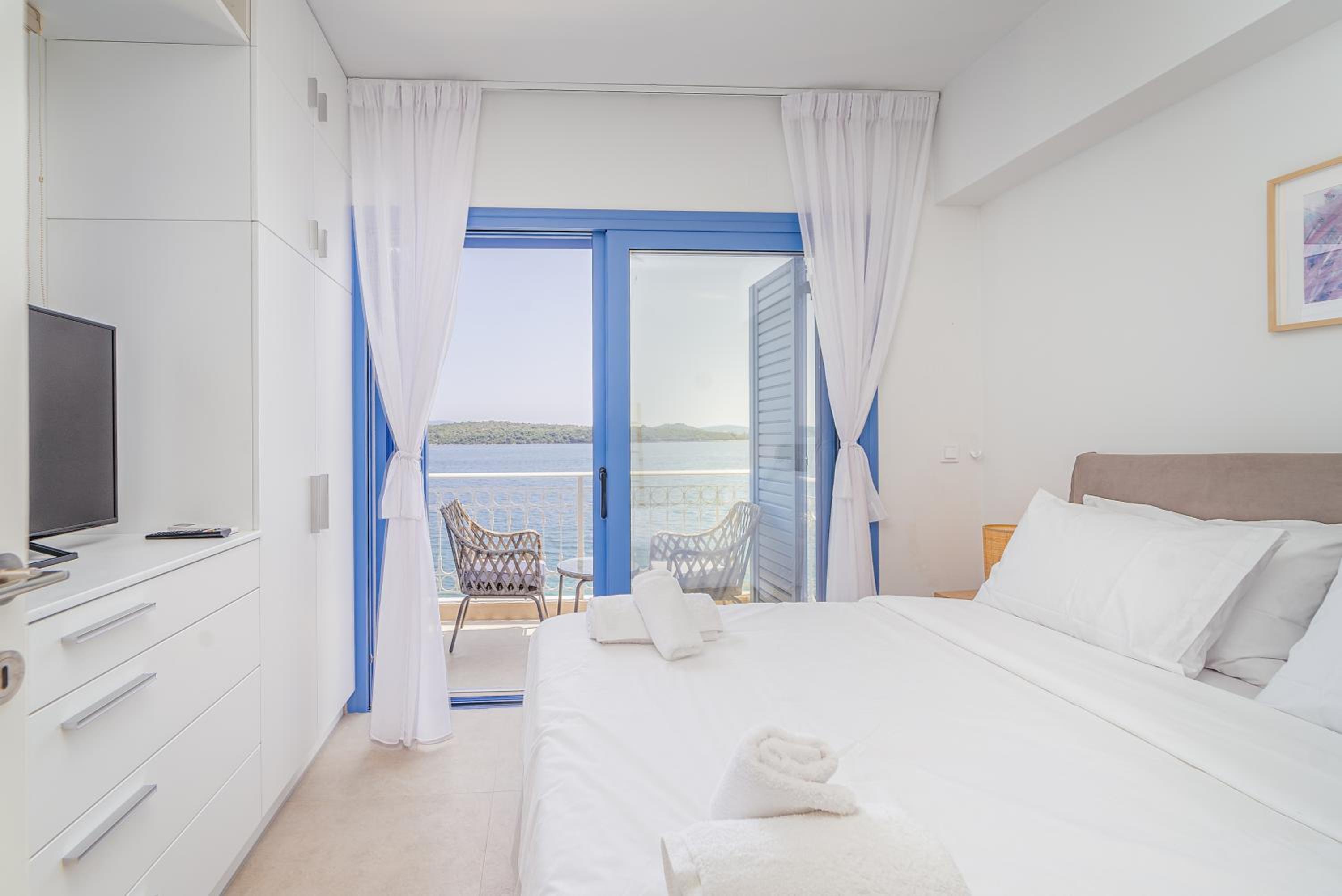 Greek Beach House Complex A7 view 5