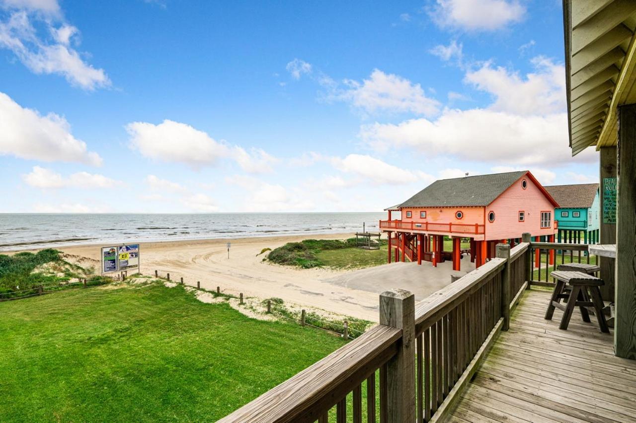 Barefoot Steps To The Beach home view 5