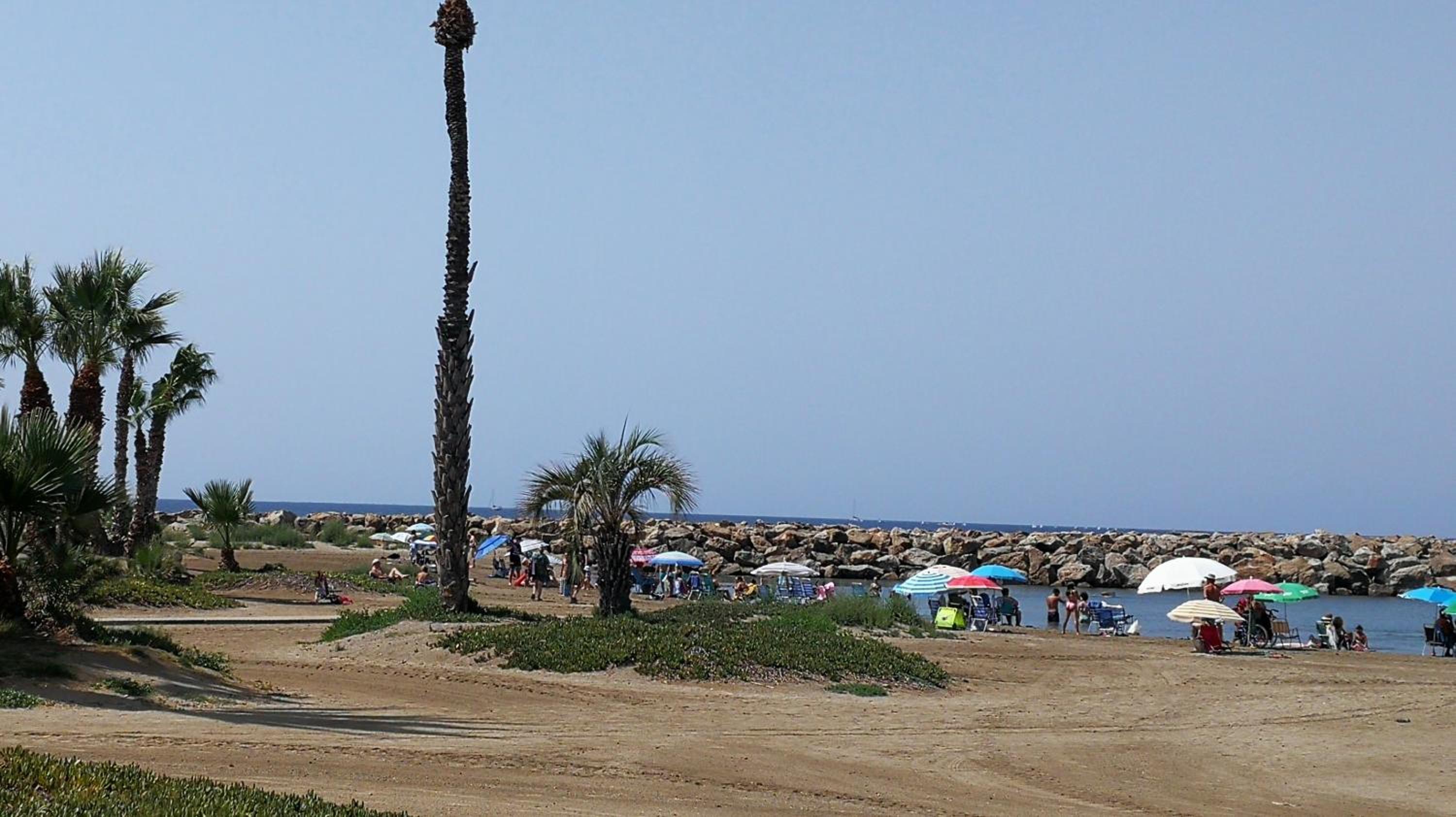 LA COLONIA PLAYA