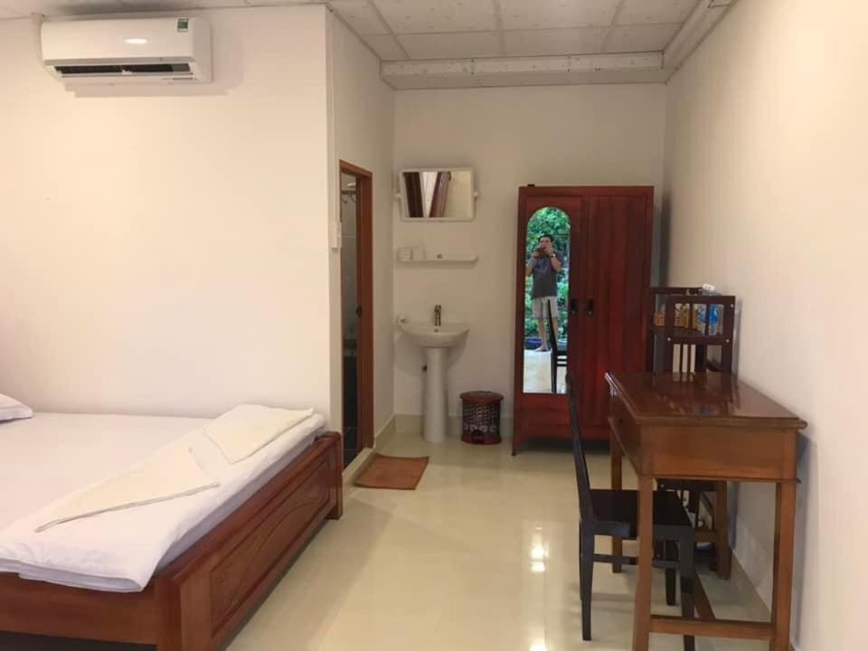 Photo 6