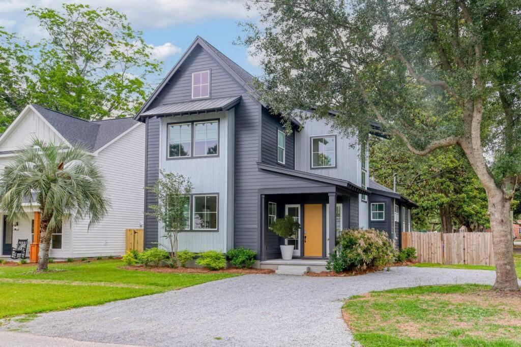 Music Manor, 3-King Beds w Pool,mins to Beach&D view 3