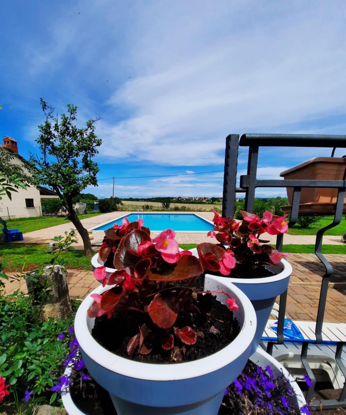 Moratto's Apartments view 2