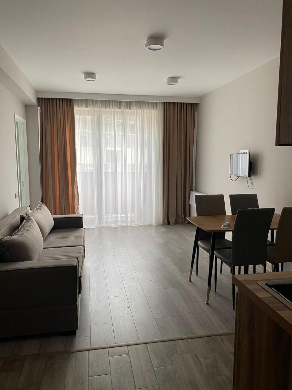 Cozy apartment with bedroom view 5