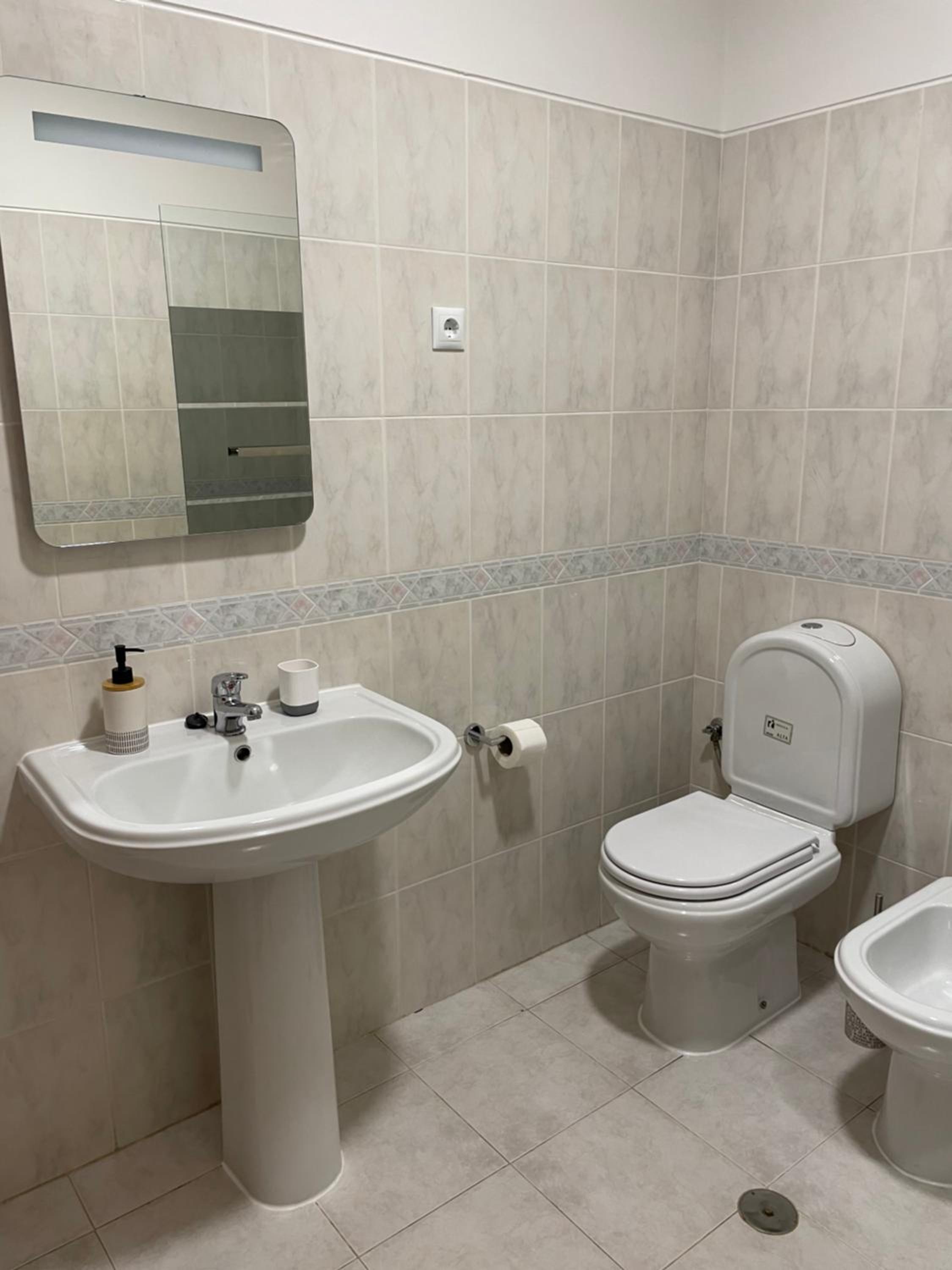Casa Flor de Mel en Sertã — bathroom