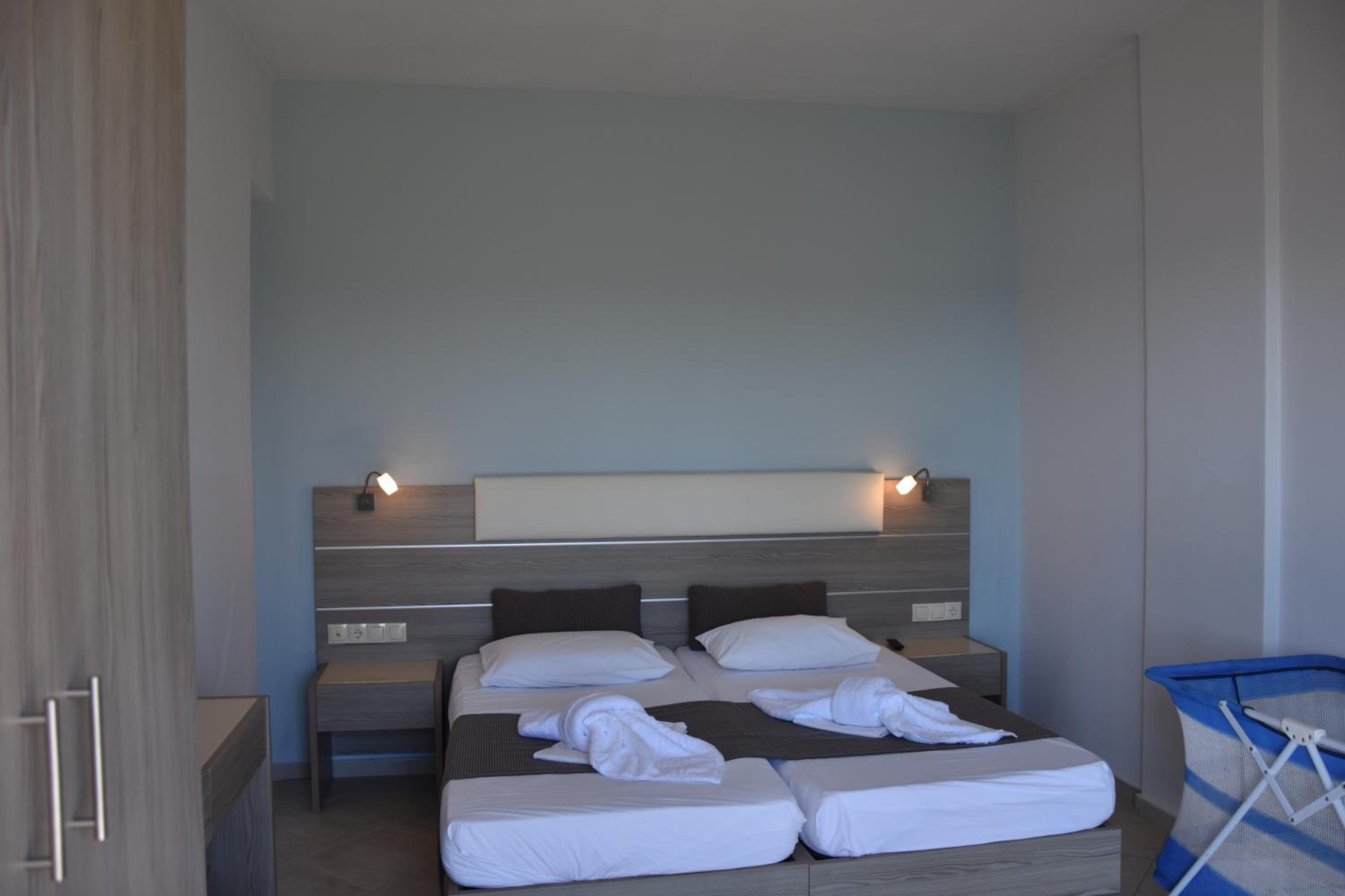 Thalassa House Apartments photo 2