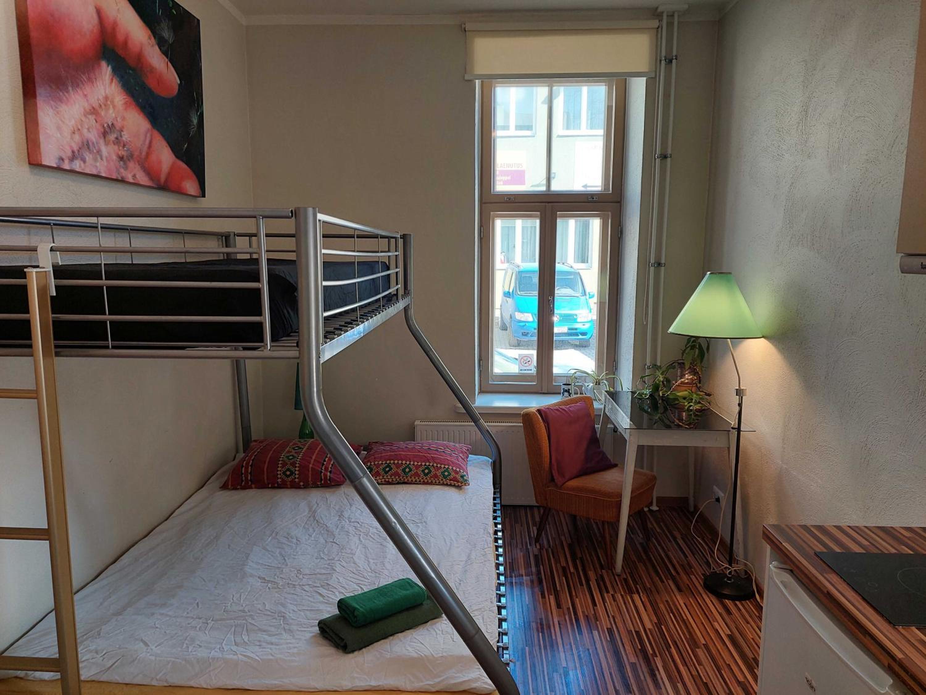Looming Hostel