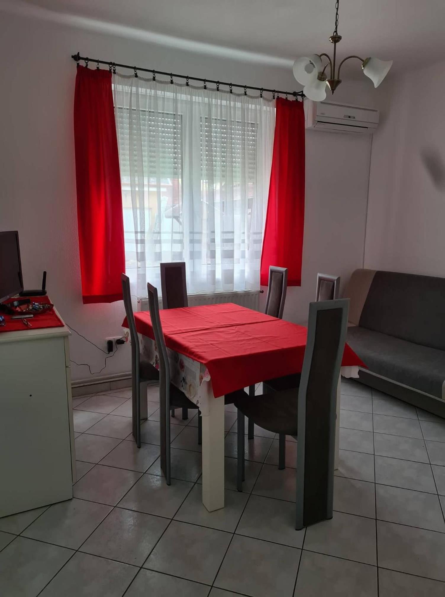 Robertó Apartman view 3