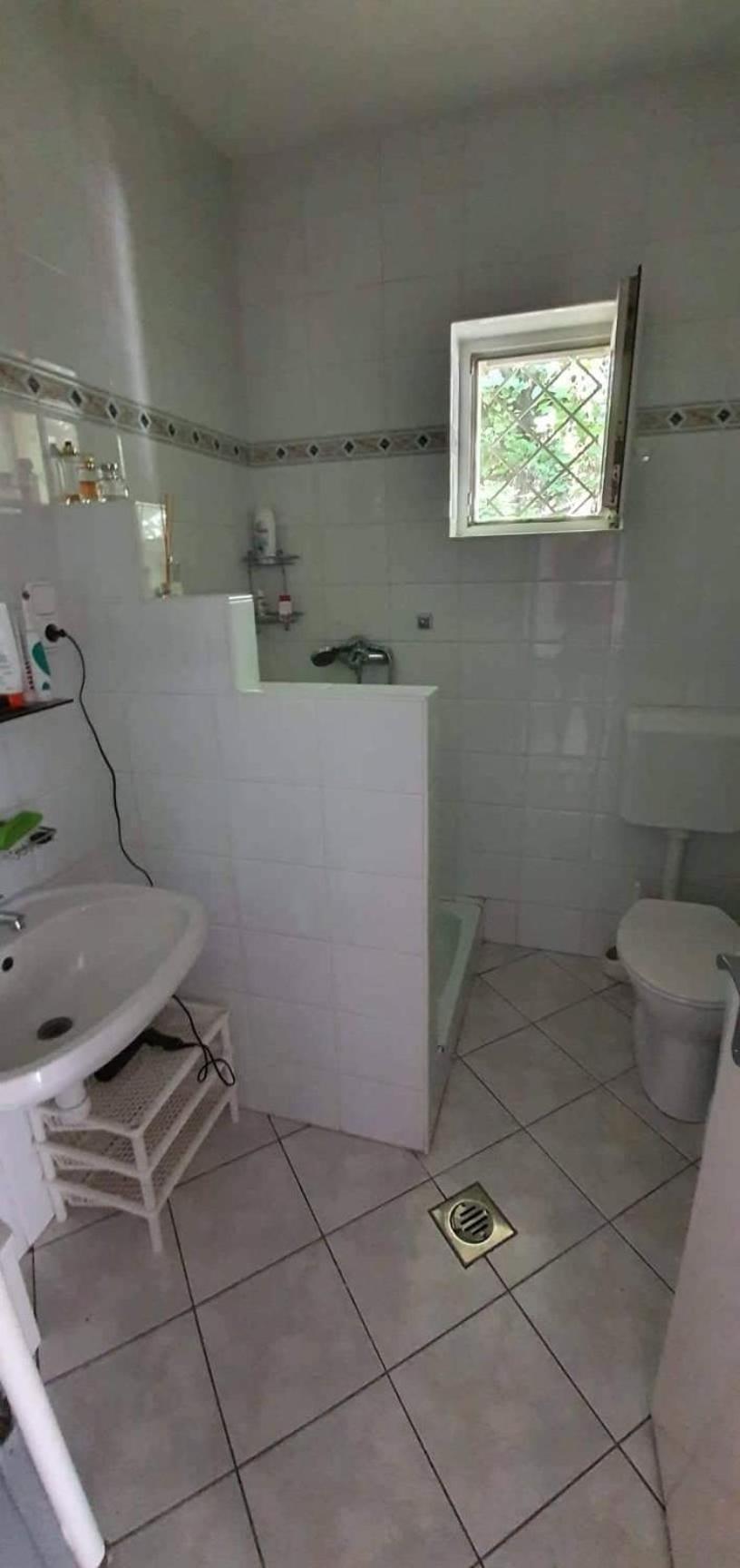 Robertó Apartman view 5