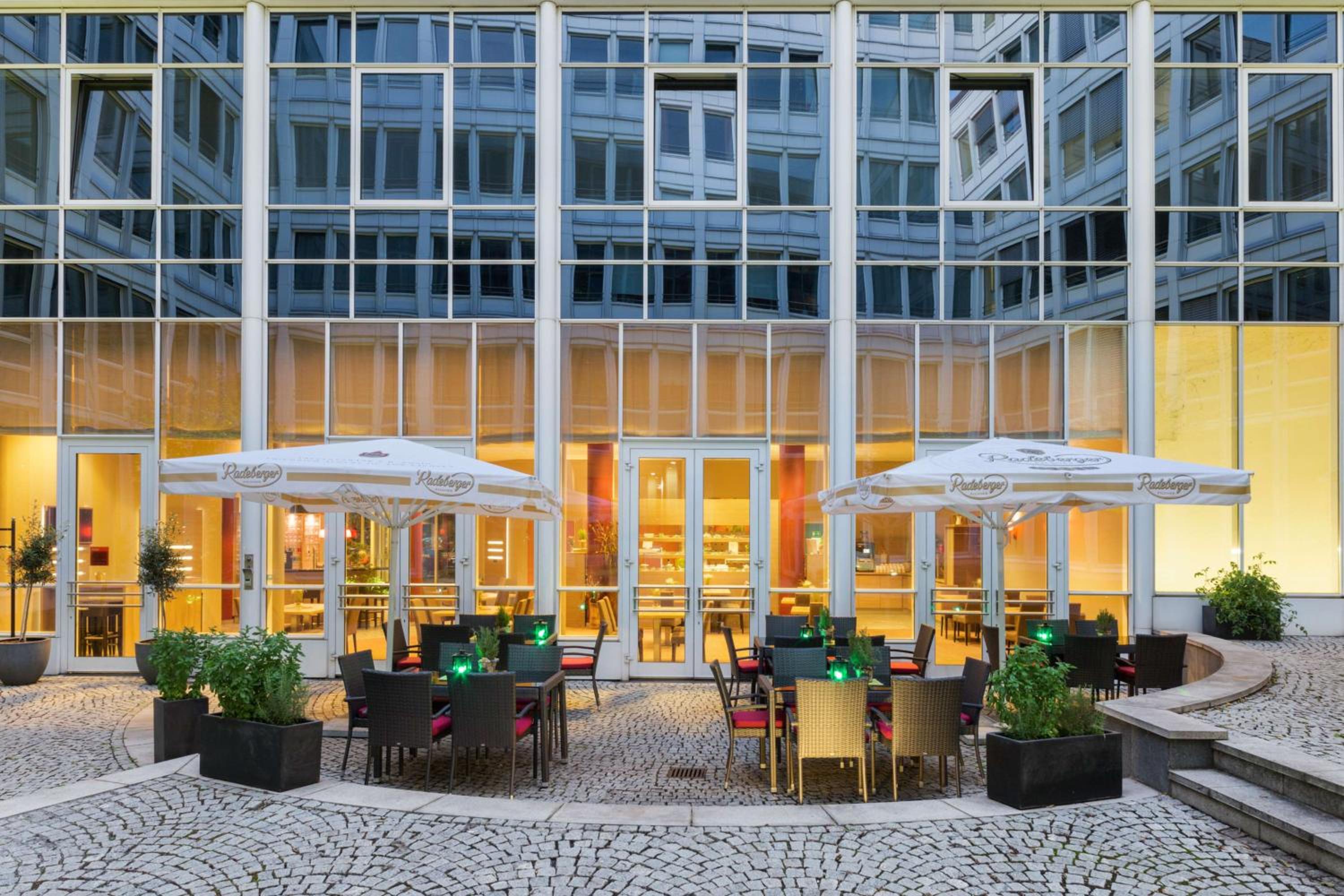 Dresden Vacations - Park Inn by Radisson Dresden - Property Image 14