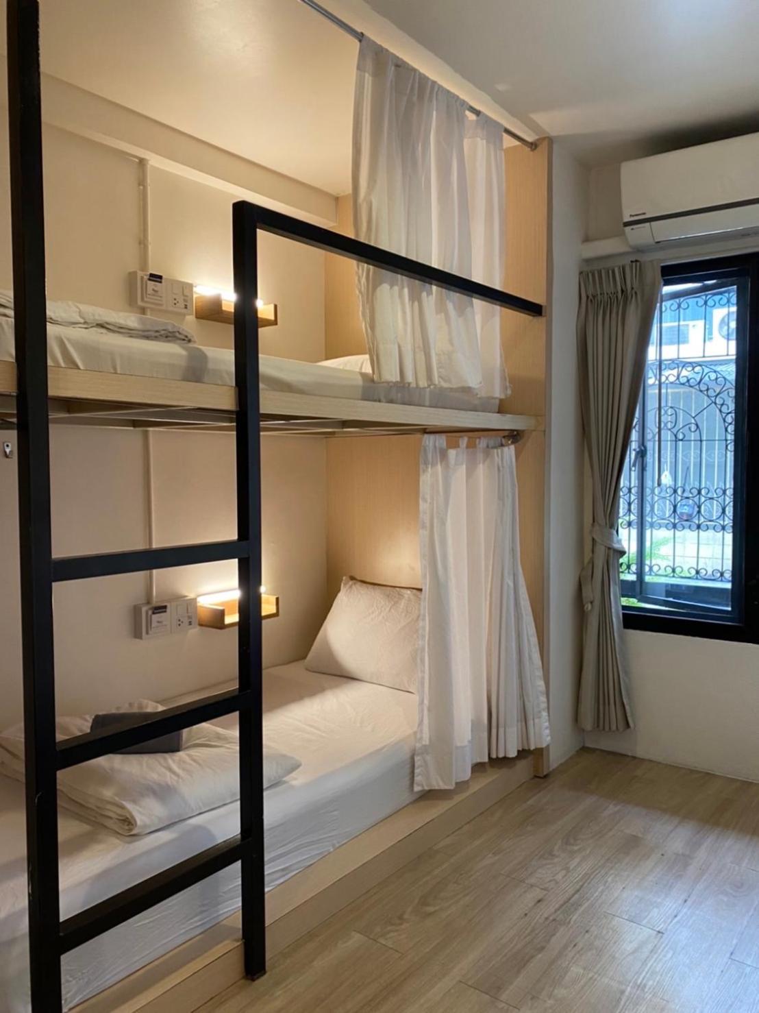 Monomer Hostel Bangkok