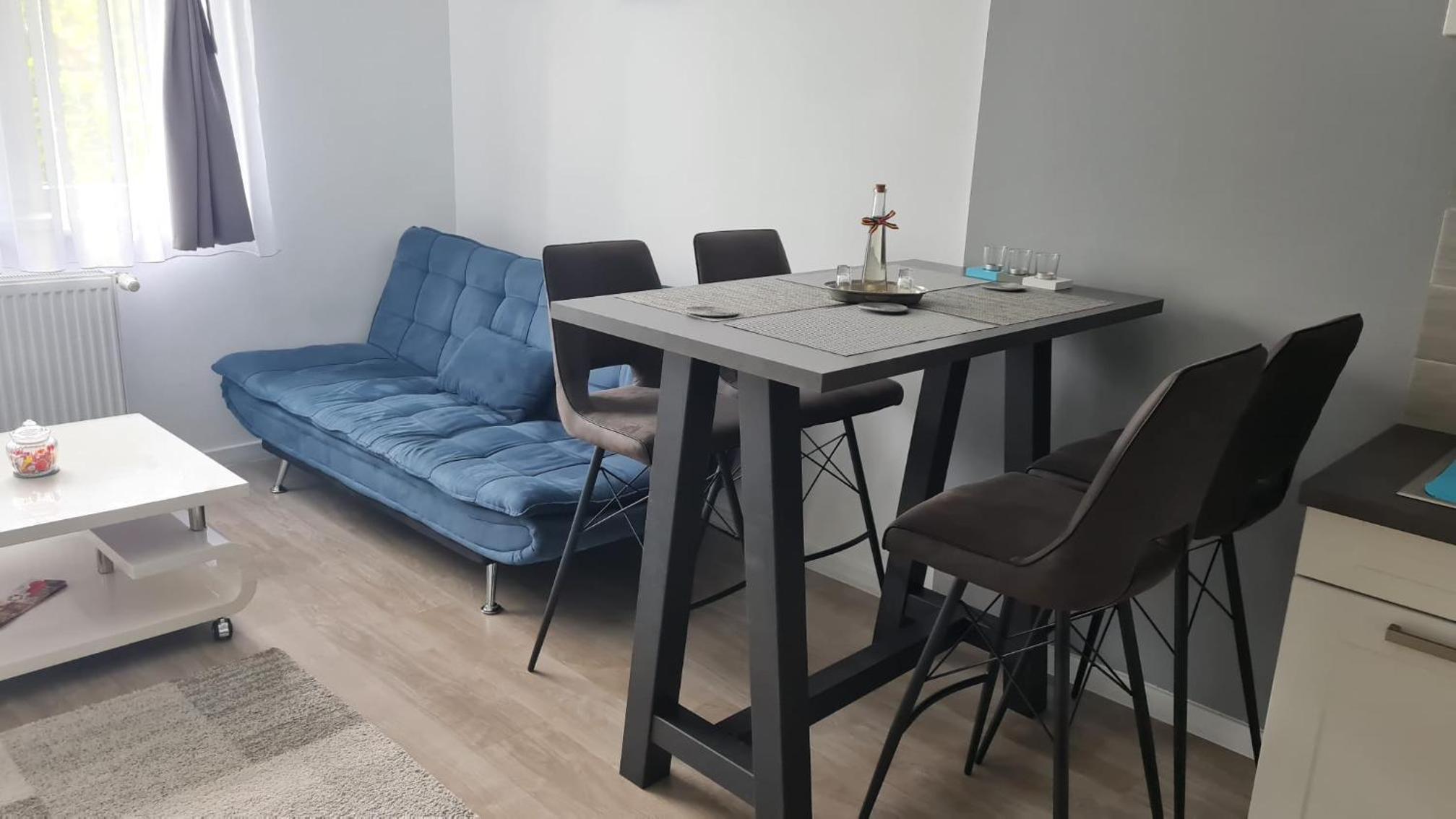 Phoenix Luxury Apartment view 2