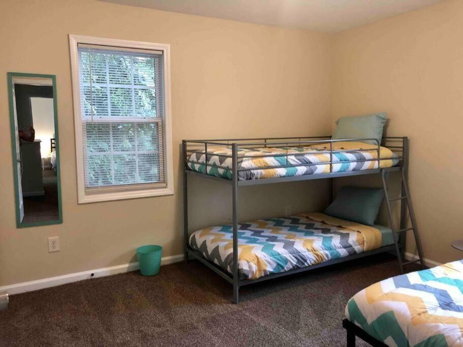 WelcomingTownhome - King Bed - Long Term Stays - UNC view 4