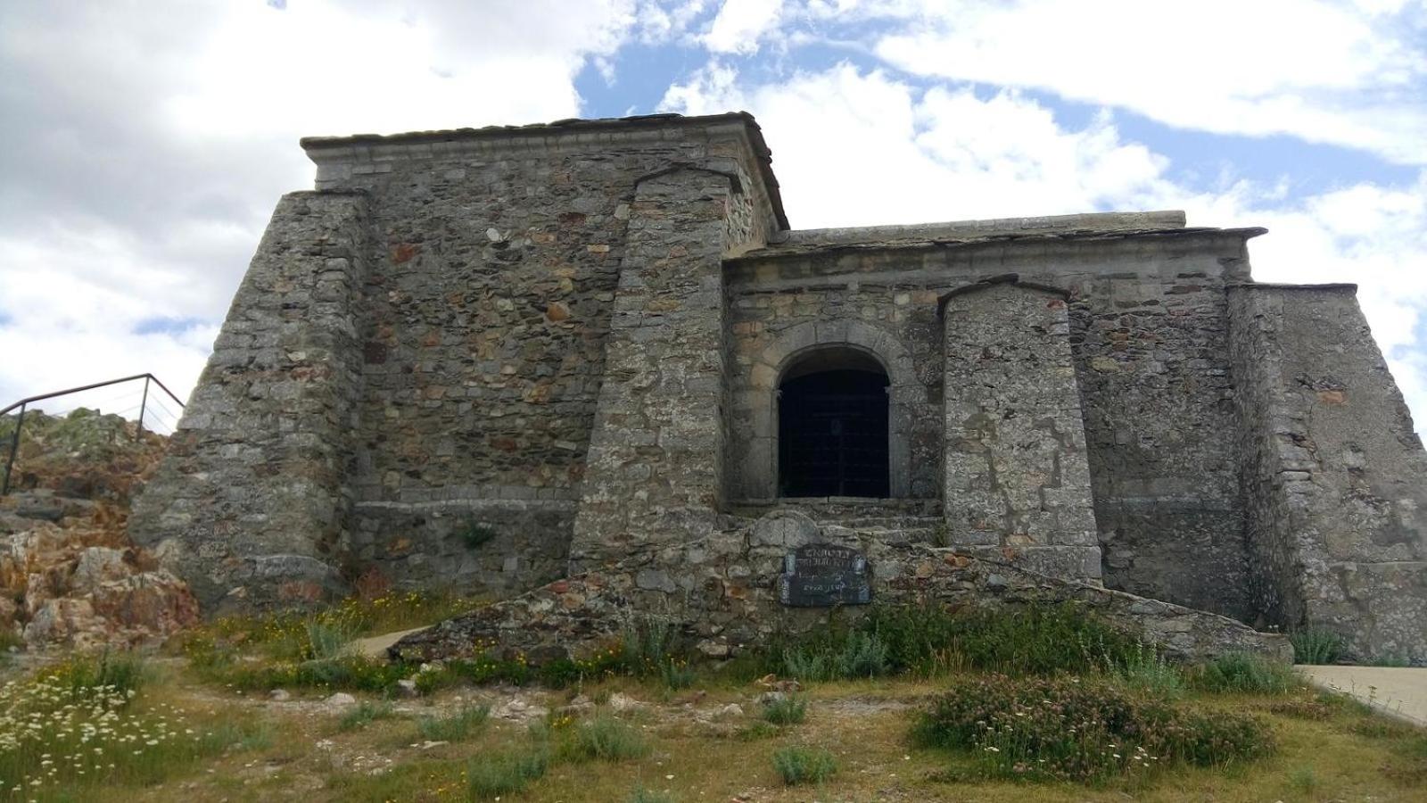 Photo 33