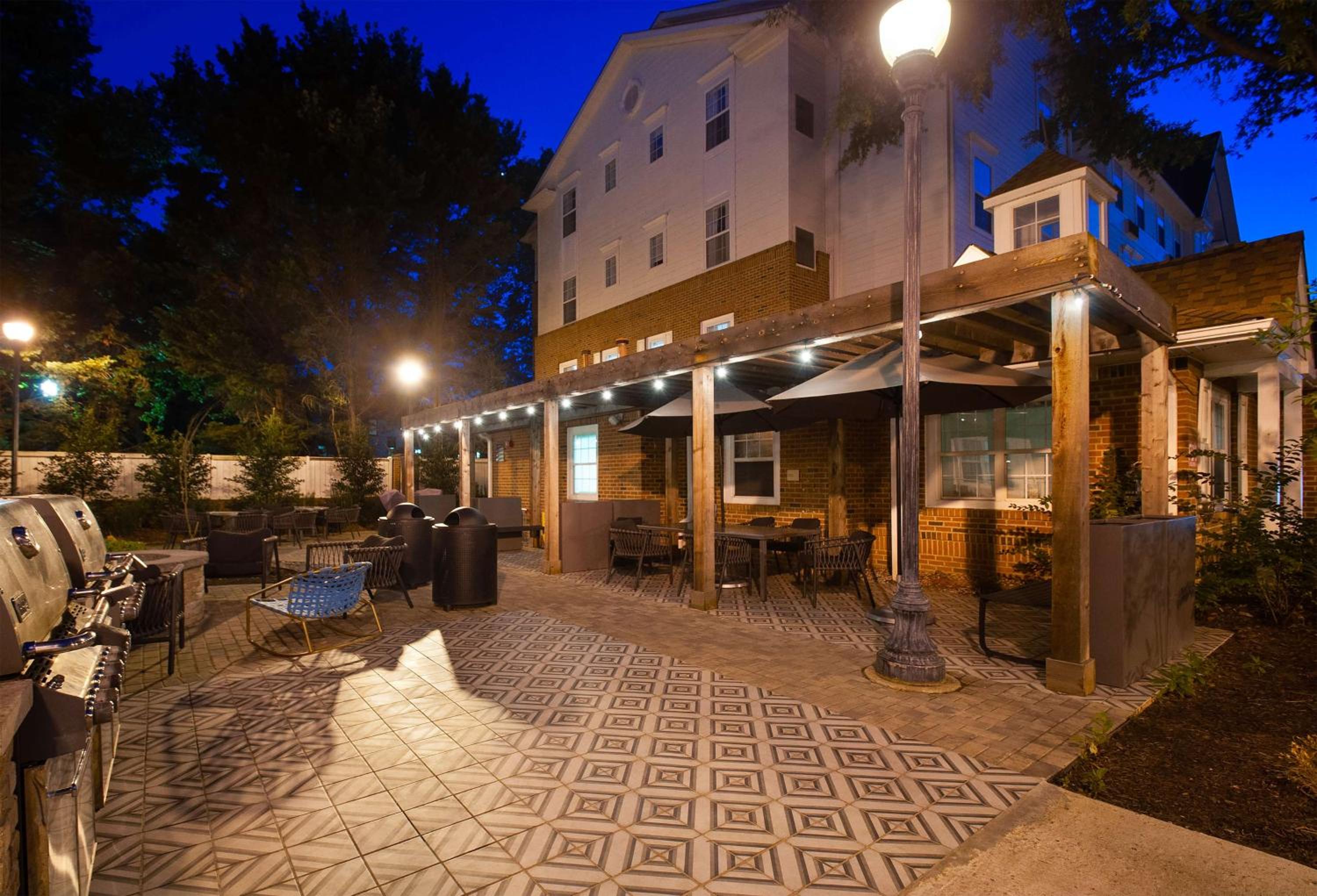 Sonesta Simply Suites Falls Church - Property Image 2