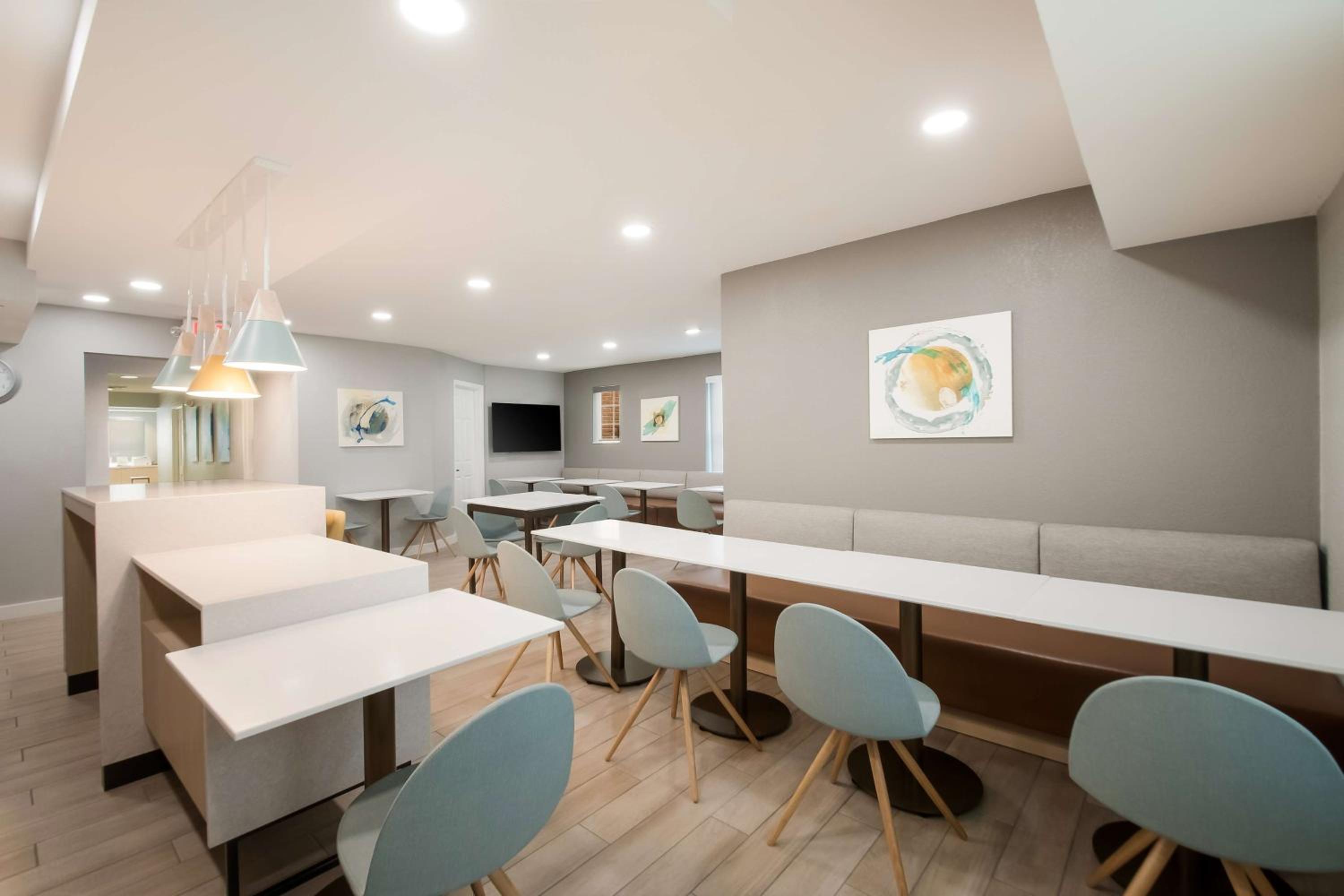 Sonesta Simply Suites Falls Church - Property Image 14