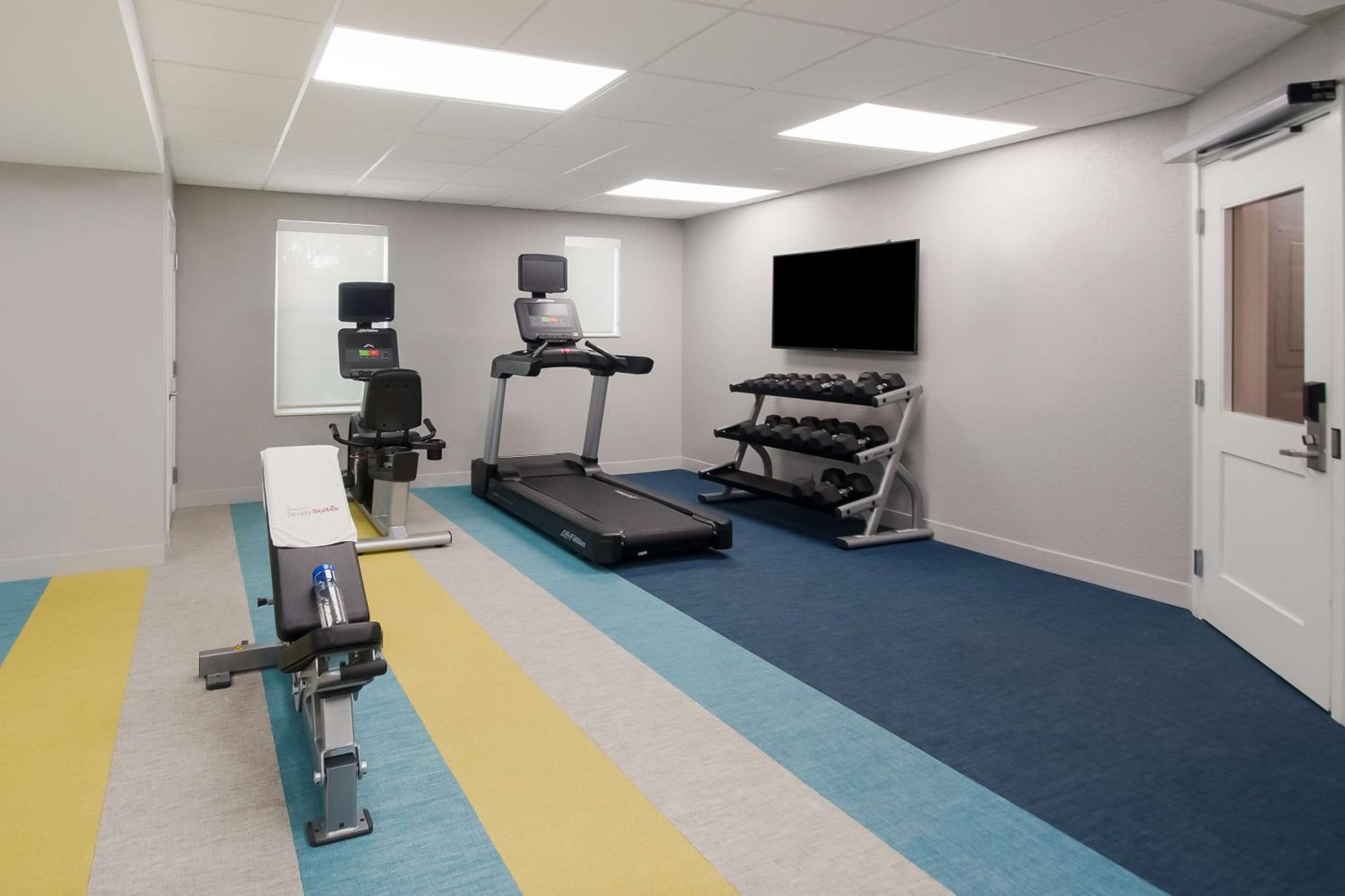 Sonesta Simply Suites Falls Church - Property Image 10