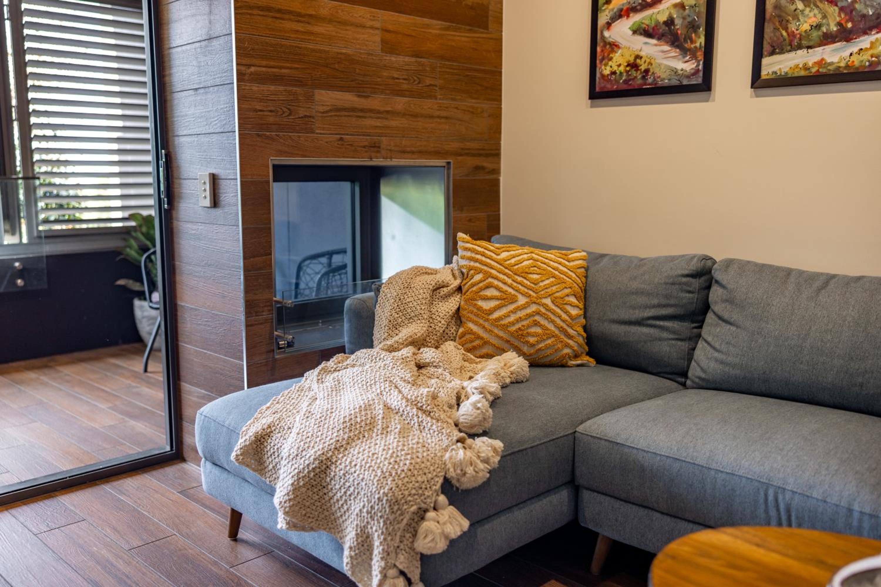 Luxury Hinterland Retreat - Family Suite with Hinterland and Ocean Views