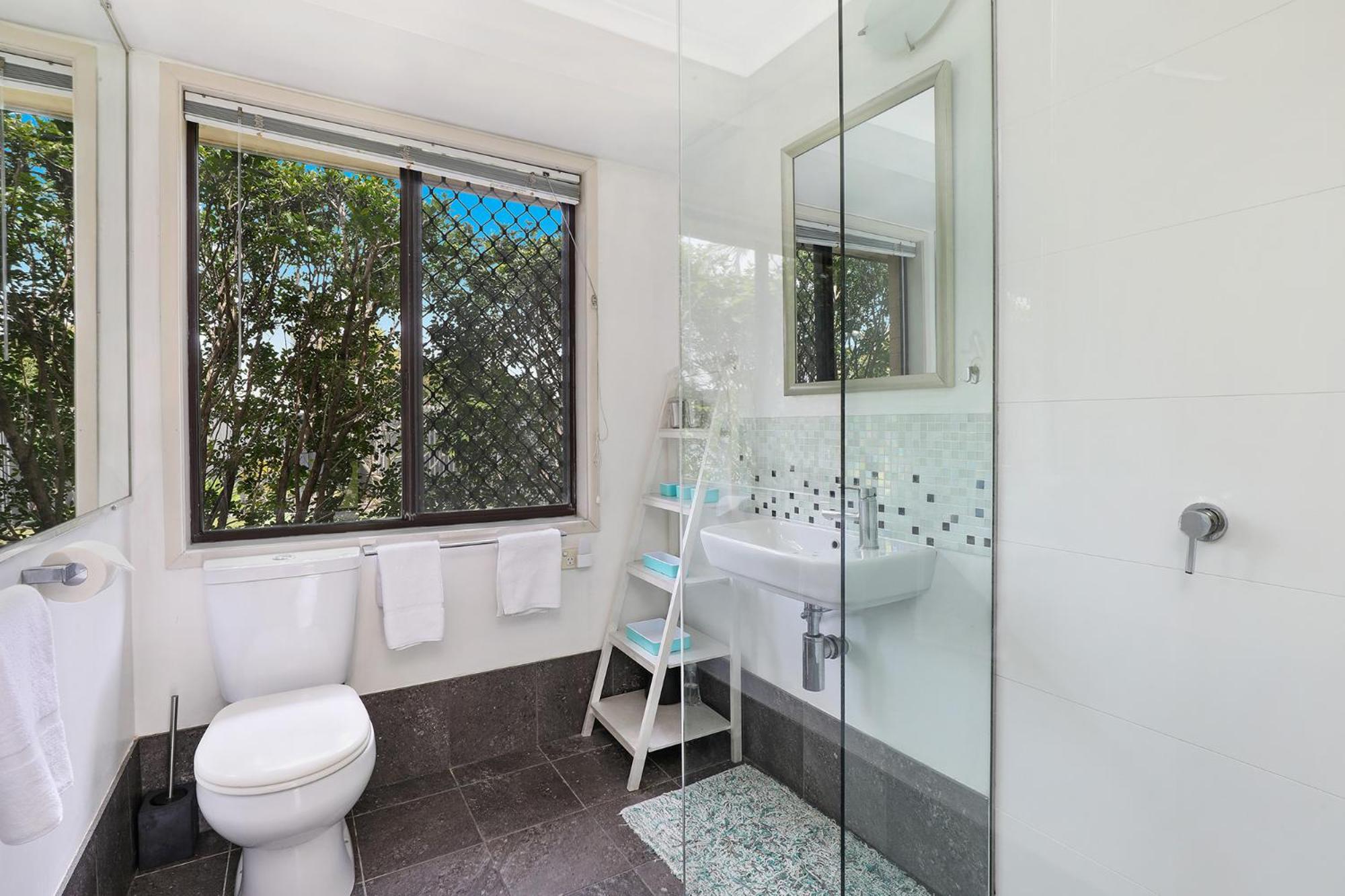 NAROO7- PRIME, CENTRE OF MOOLOOLABA LOCATION view 2