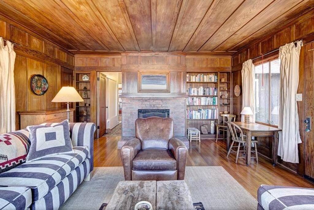 Ojai Vacations - Casa A'way Stunning Ojai Bungalow w/ pool sunset - Property Image 25