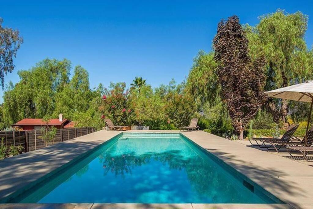 Ojai Vacations - Casa A'way Stunning Ojai Bungalow w/ pool sunset - Property Image 3