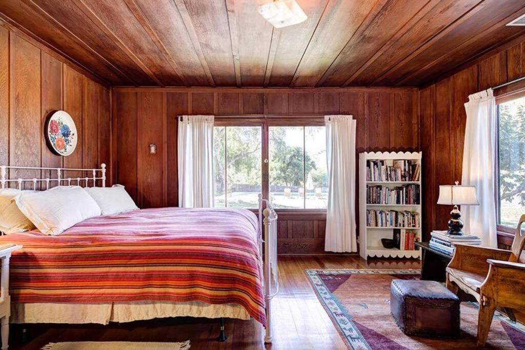 Ojai Vacations - Casa A'way Stunning Ojai Bungalow w/ pool sunset - Property Image 28