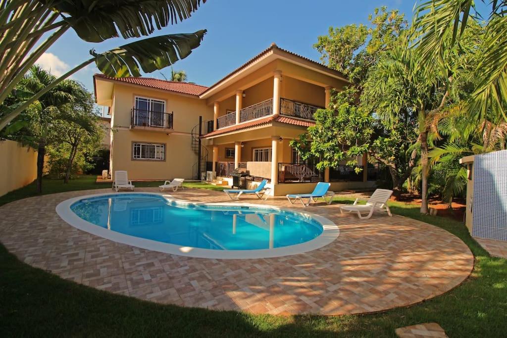 Super Spacious 4BR 4 5BA Villa w pool in Sosua view 4