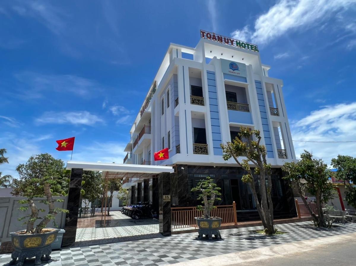 hotel building