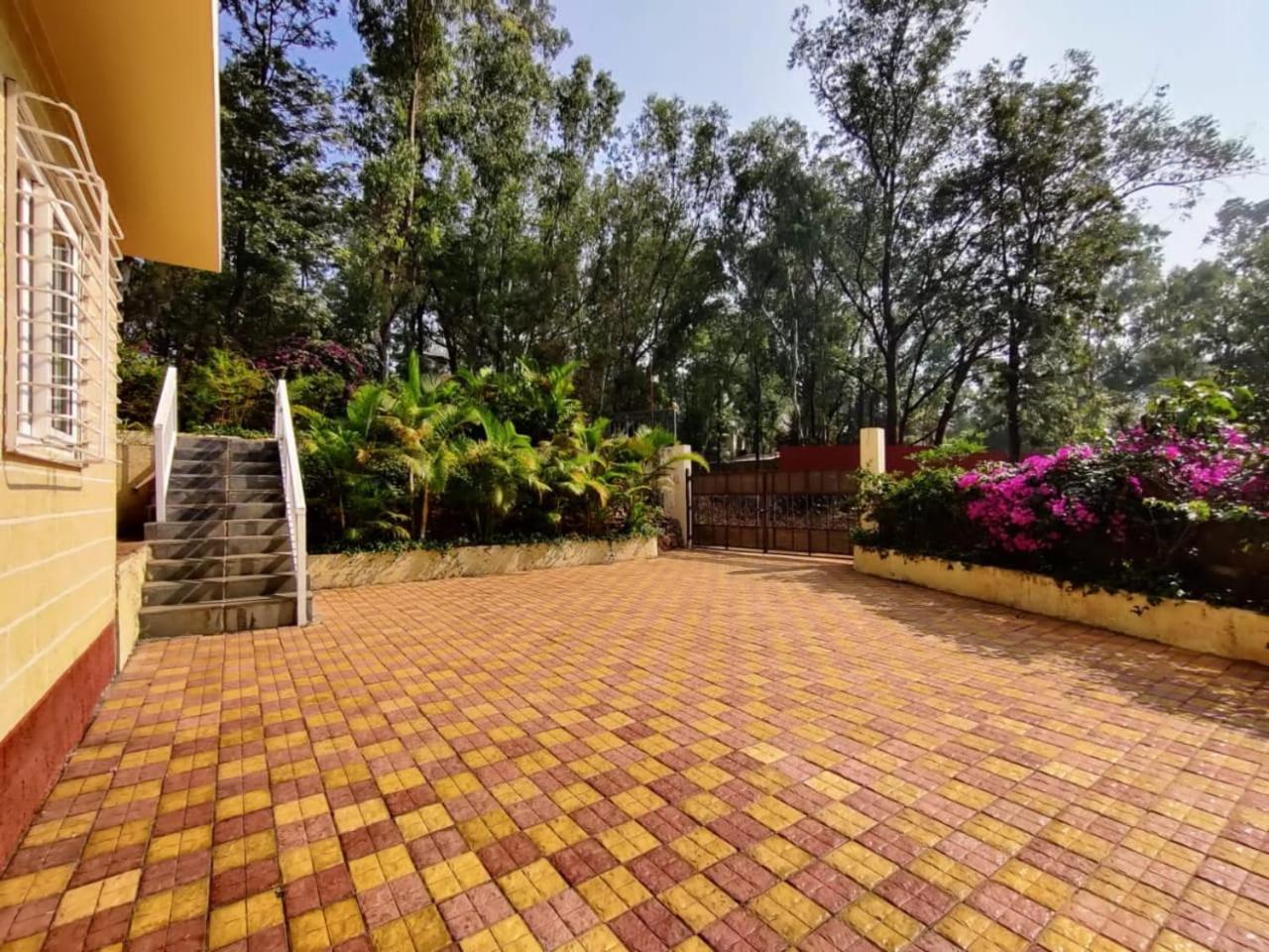 Shree Villa 4Bhk Mahabaleshwar view 4