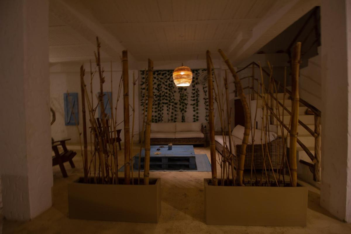 Photo 48