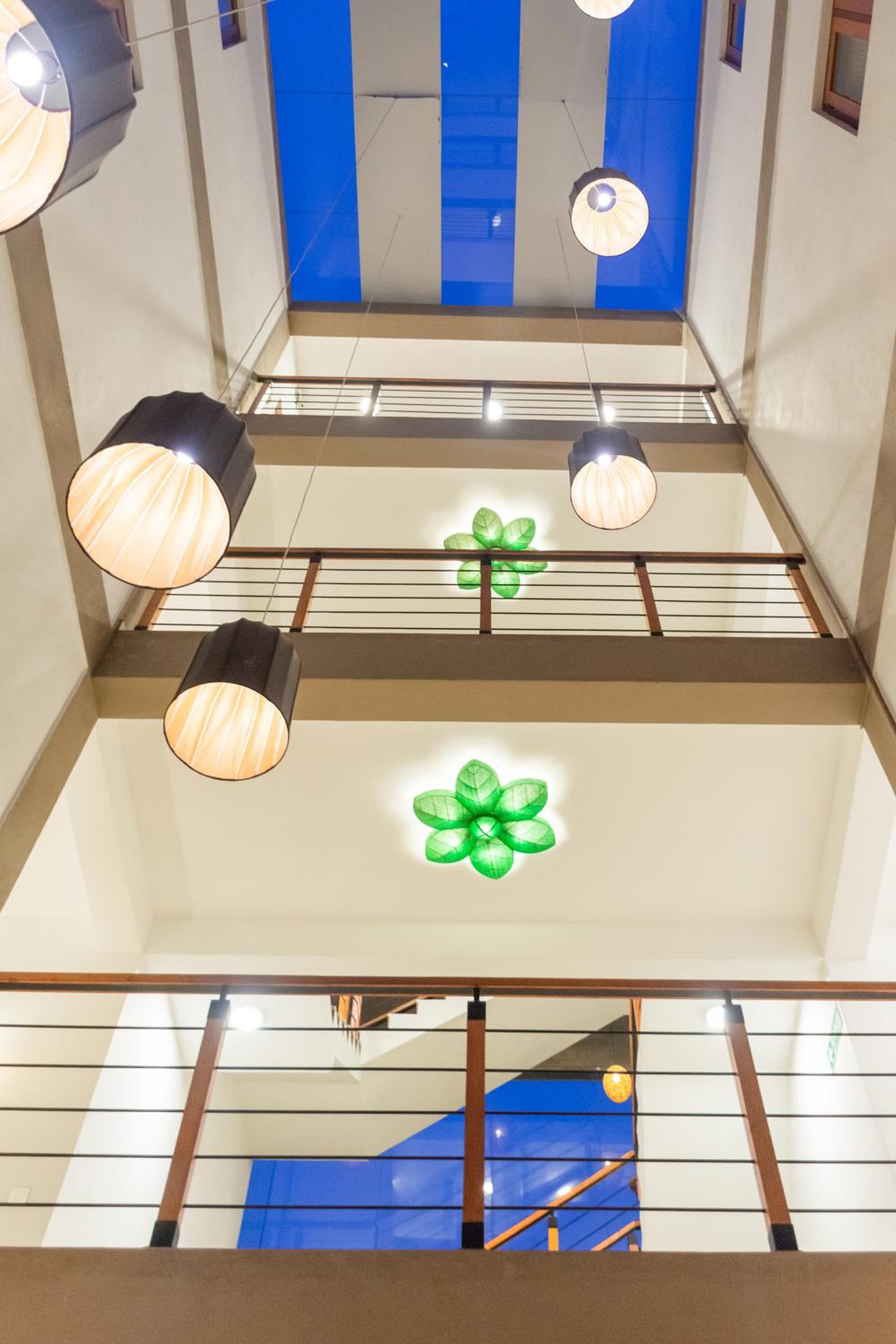 Hotel J leaf Hotel by Blue Bird - Image 1