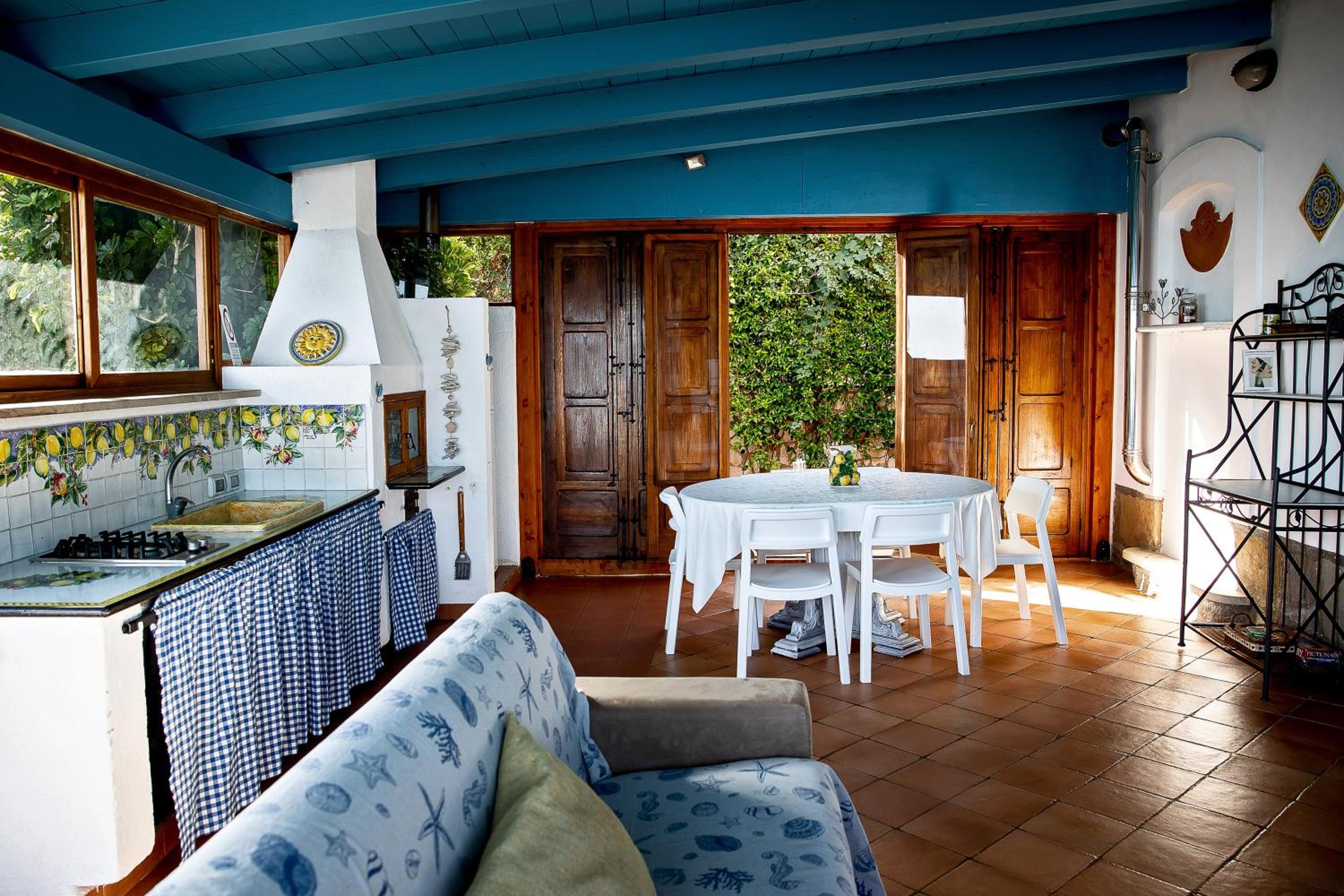Villa Con Piscina Vista Mare view 2
