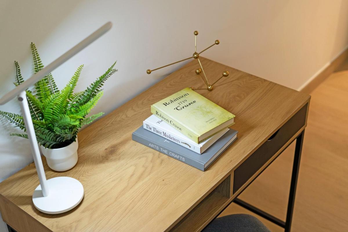 Bustling Beach Hotspot - Stylish Interior - La Mer