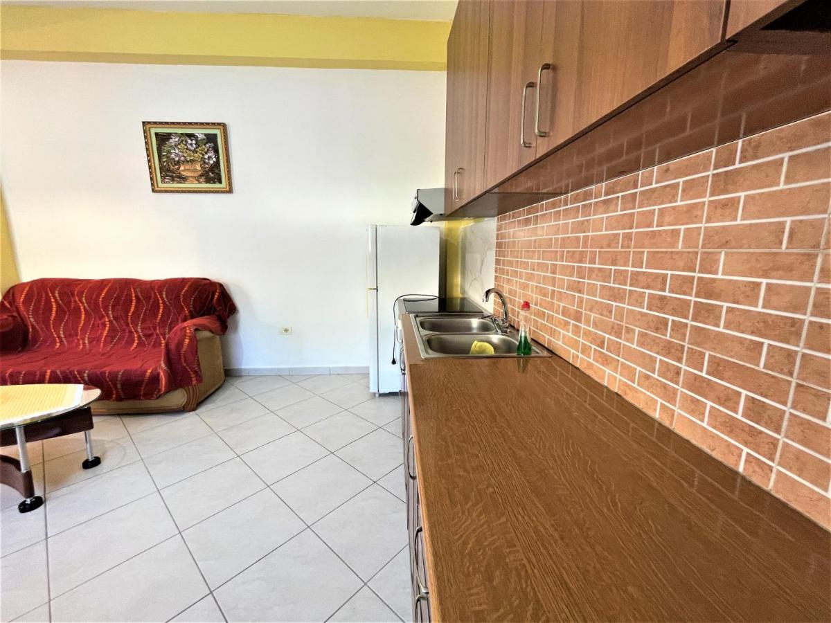 Villa Iremia Apartments