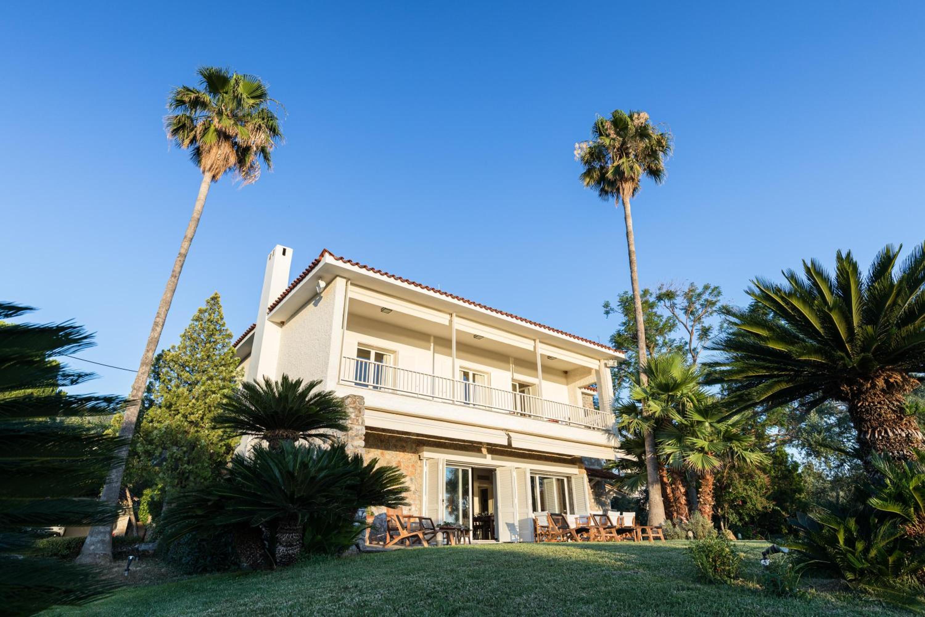 Old Sport Mansion view 2