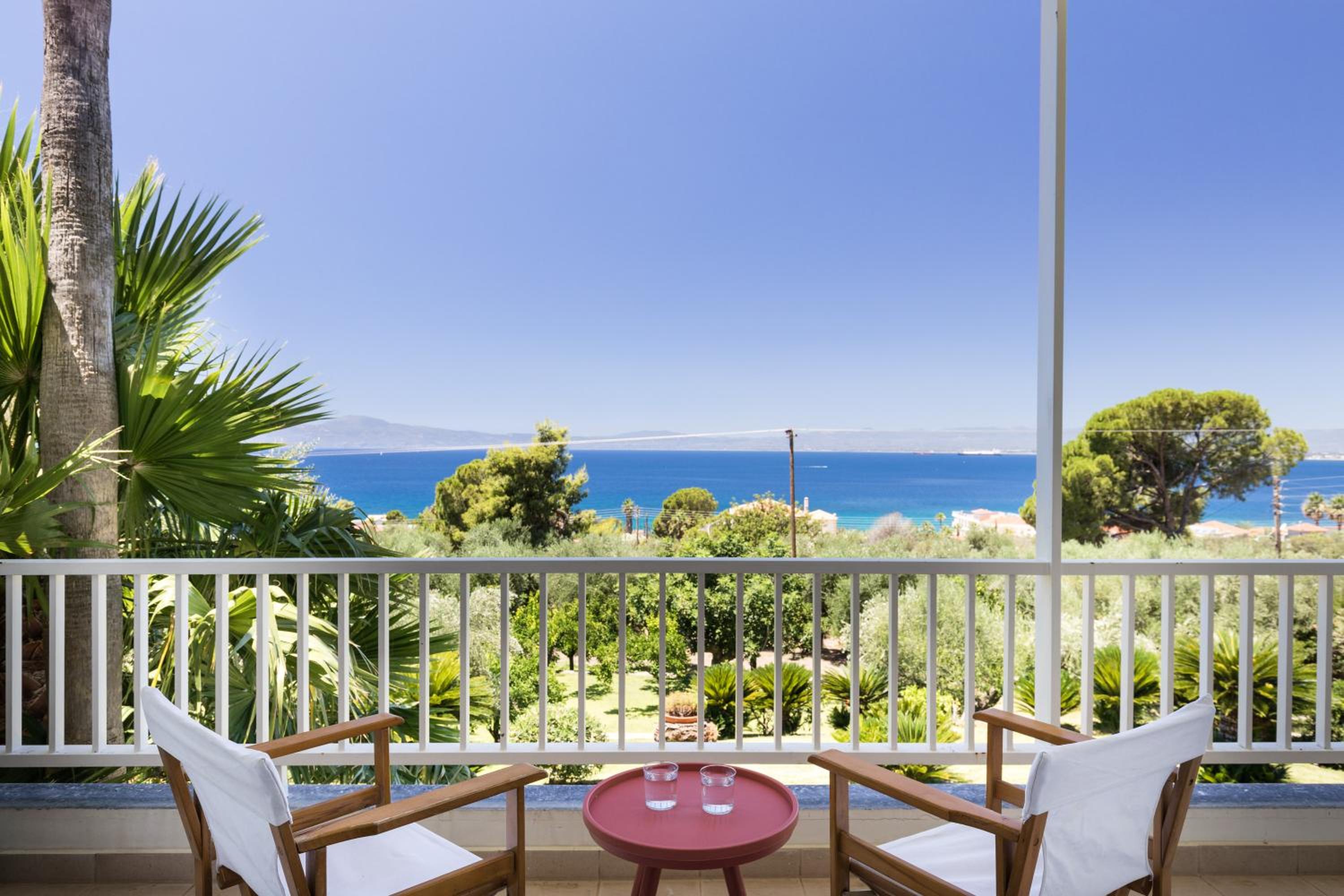 Old Sport Mansion view 4