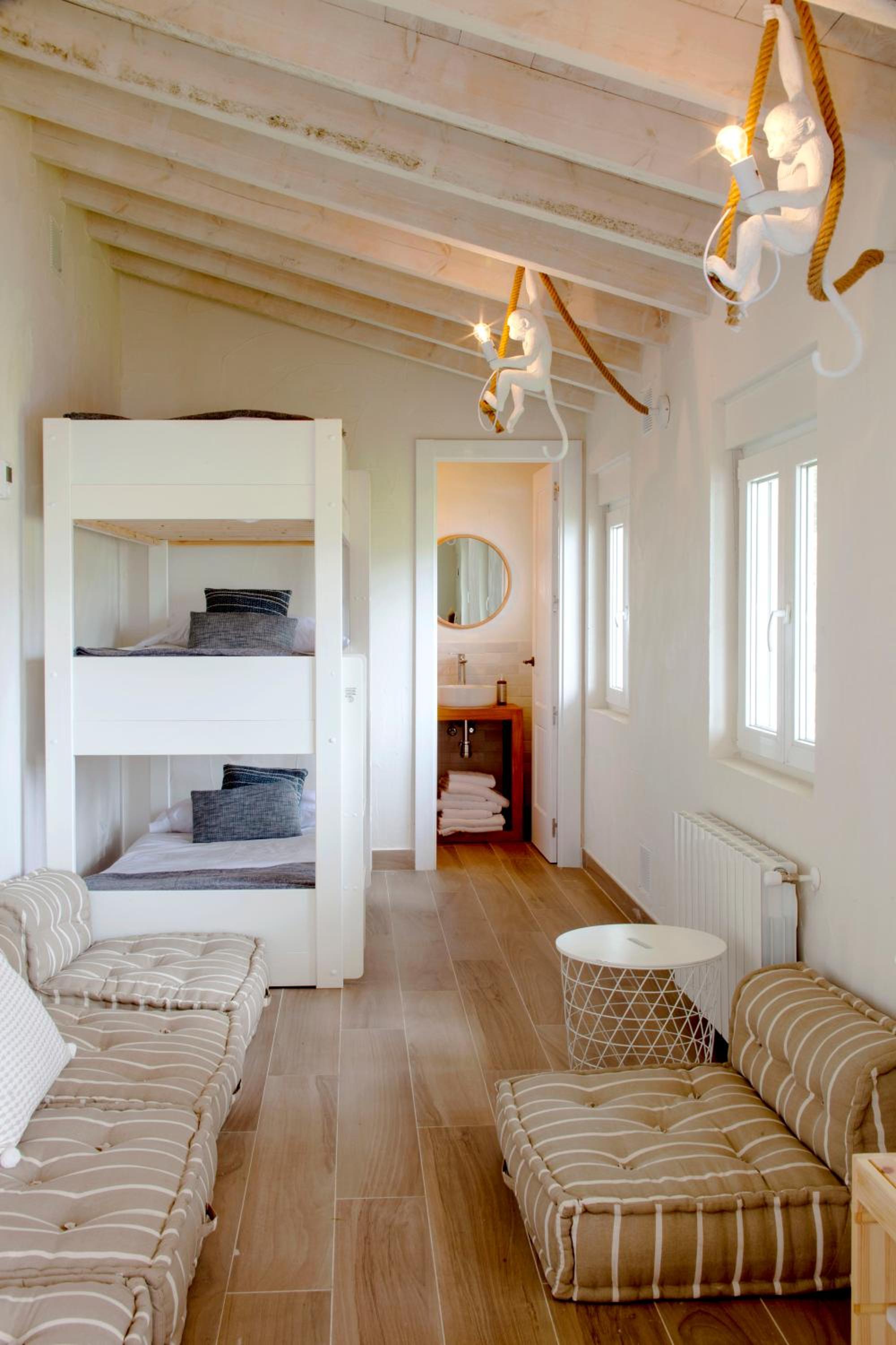 Wishome- Impresionante casa sobre el mar con piscina privada para un verano más suave view 5