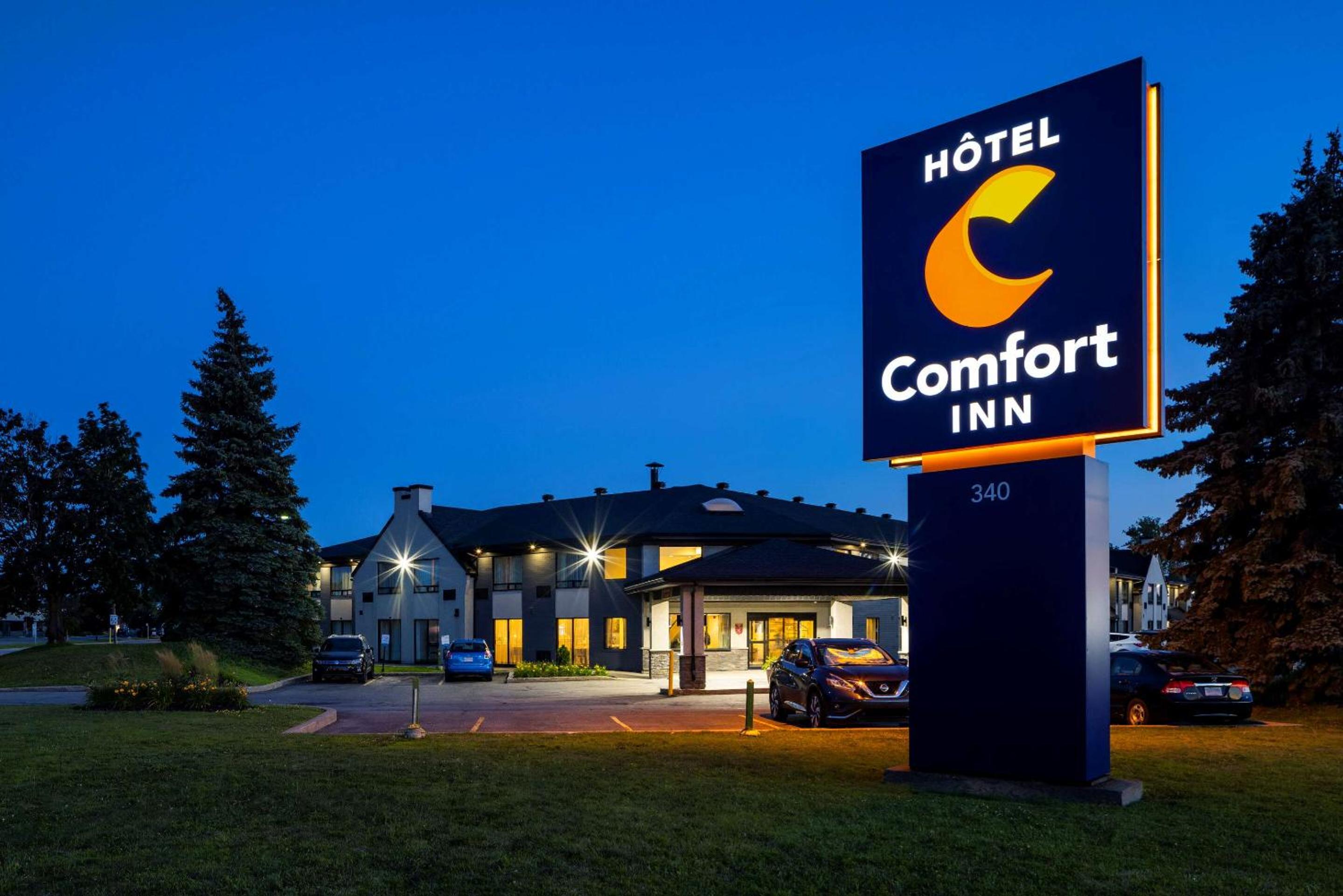 Comfort Inn Airport Dorval - Property Image 1