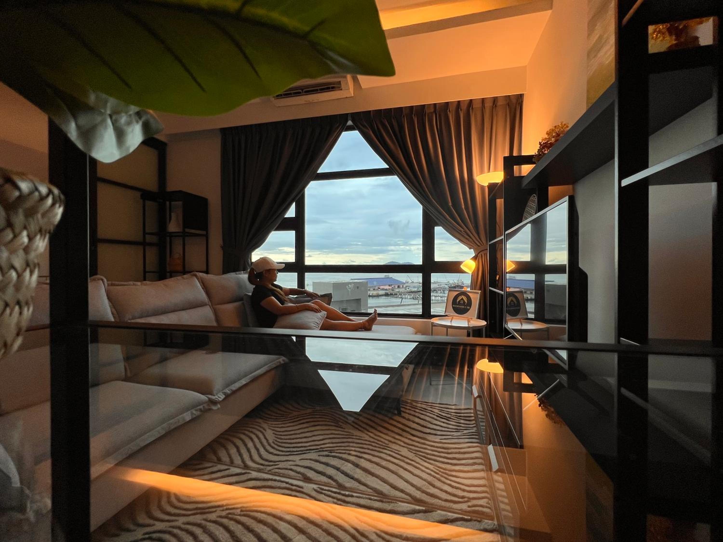 Jesselton Quay Suite by Backyard photo 8