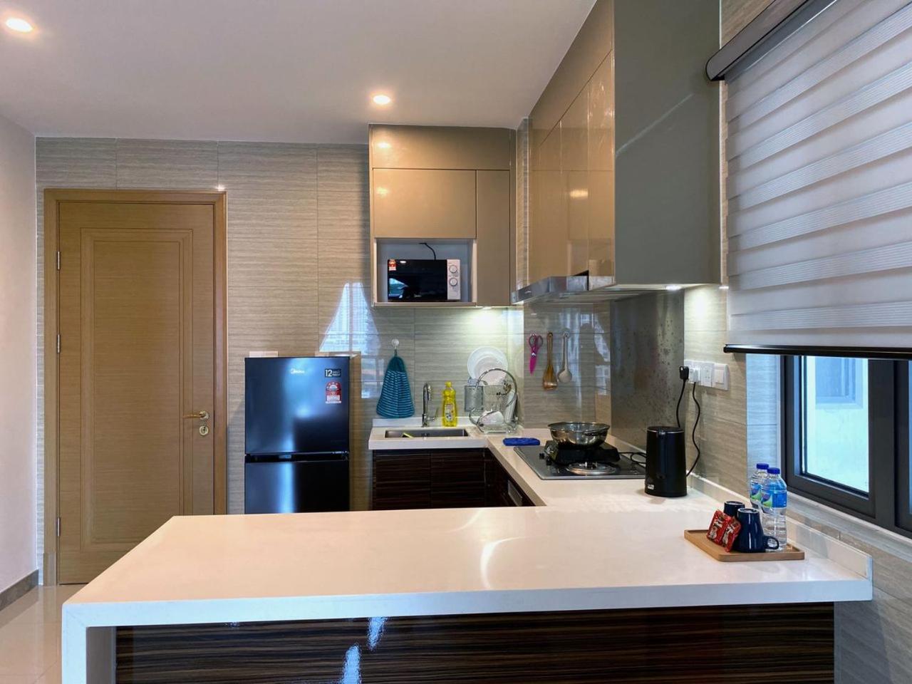 R&F Princess Cove JB Apartment Suites By SC Homestay